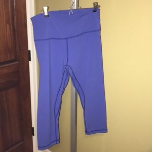 Lulu lemon blue crop leggings